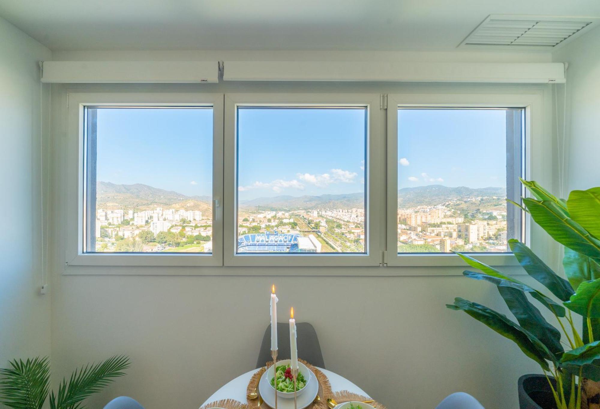 Xpce Urban 4 Malaga Skyline - Free Parking Daire Dış mekan fotoğraf